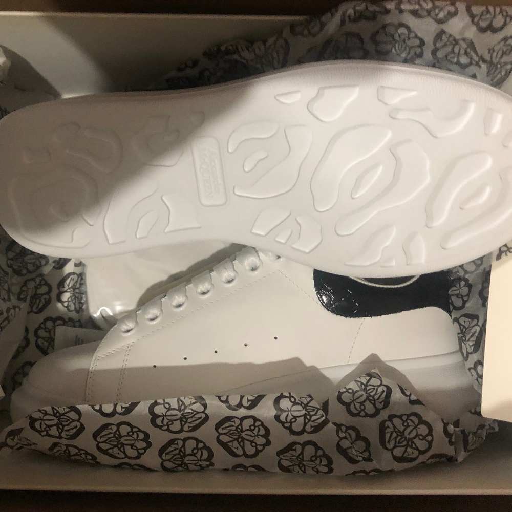 Alexander McQueen (NEW)